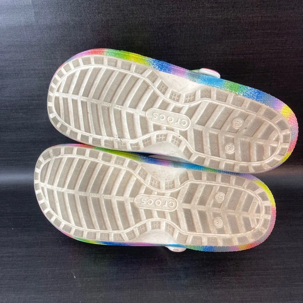 Crocs Classic Lined‎ Clogs Mens 11 Rainbow Tie Dye Black Fuzzy Fur Slip On Shoes